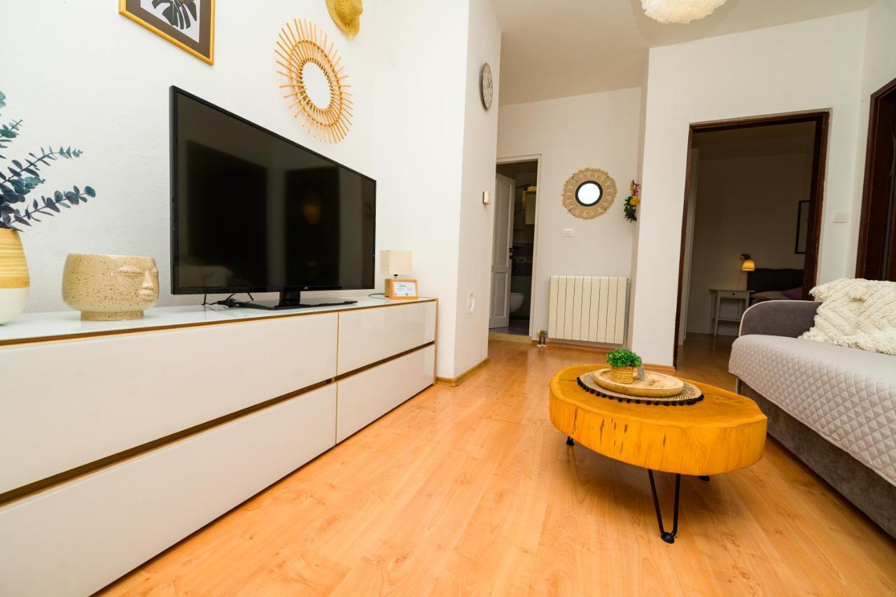 House Rosa Apartment Mali Losinj Exterior photo