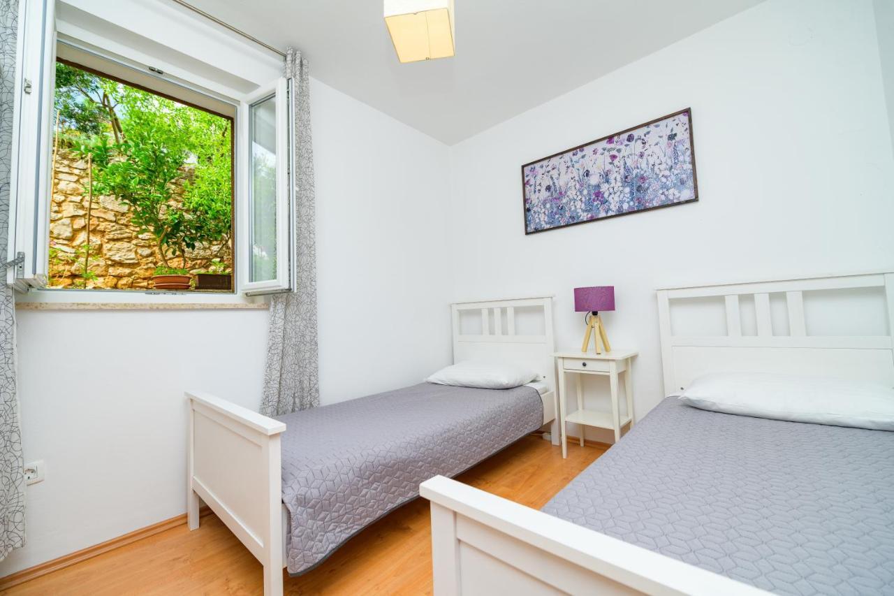 House Rosa Apartment Mali Losinj Exterior photo